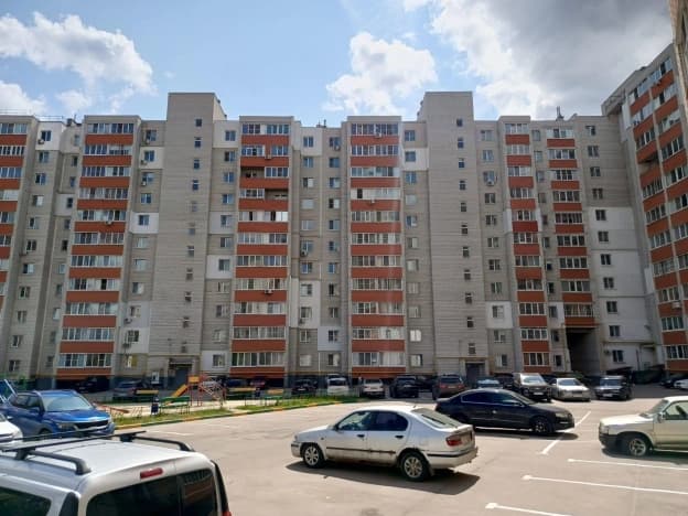 Купить квартиру на вторичке на улице Солотчинское шоссе в Рязани. Вариант № 2350991, 0, площадь - квм, цена 5900000 рублей