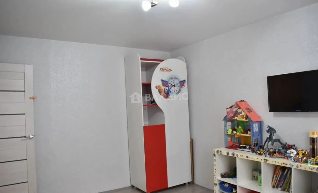 Photo 6