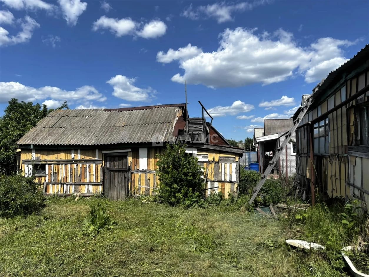 Photo 33