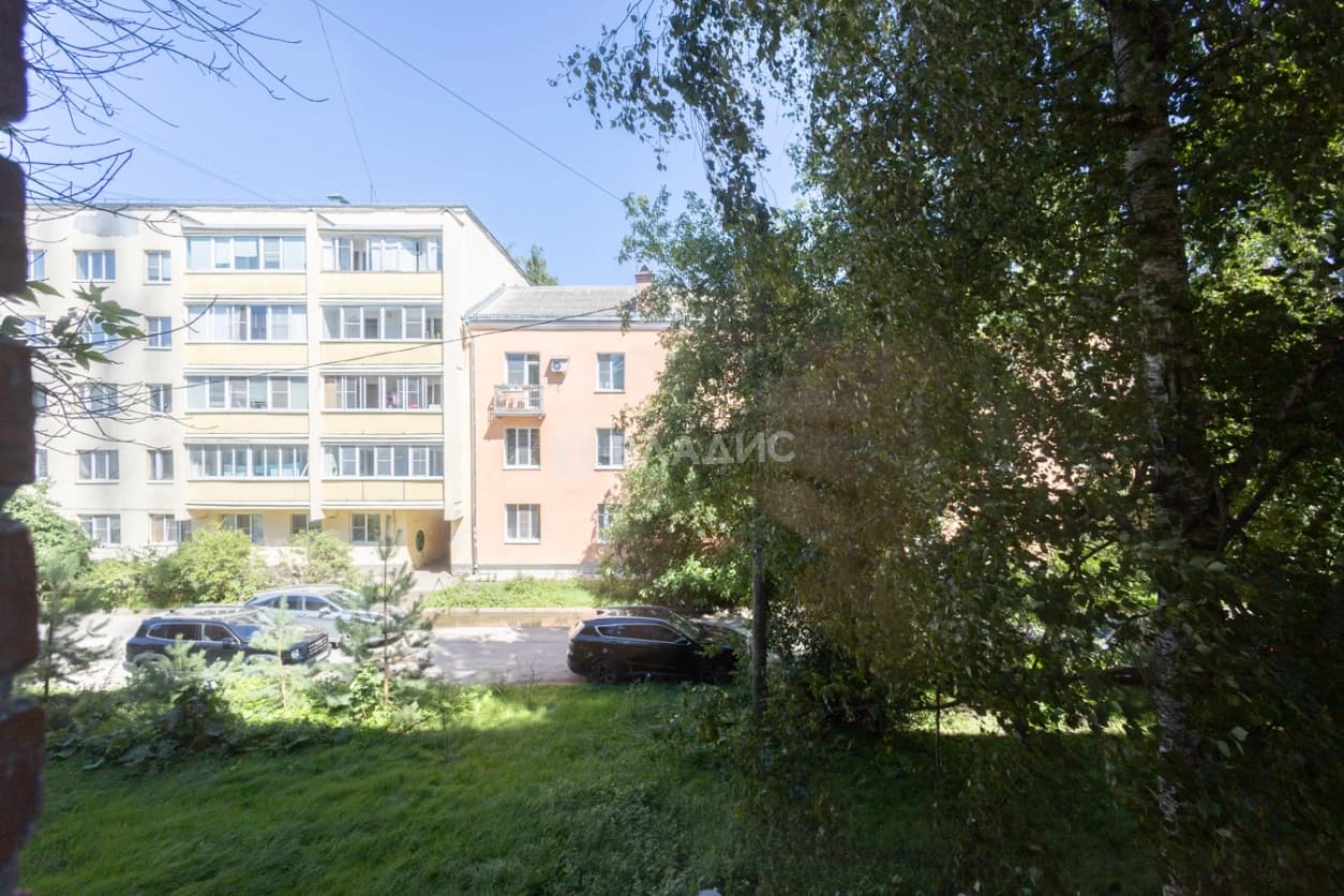 Photo 33