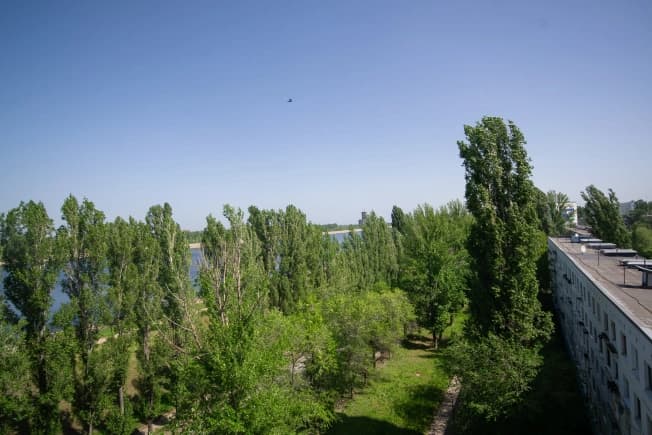 Купить двухкомнатную квартиру с балконом в Балакове. Вариант № 2178096, 1, площадь - квм, цена 3200000 рублей
