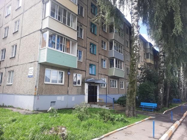 Купить двухкомнатную квартиру в ЖК Гвардейский в Владимире. Вариант № 2281091, 0, площадь - квм, цена 3790000 рублей