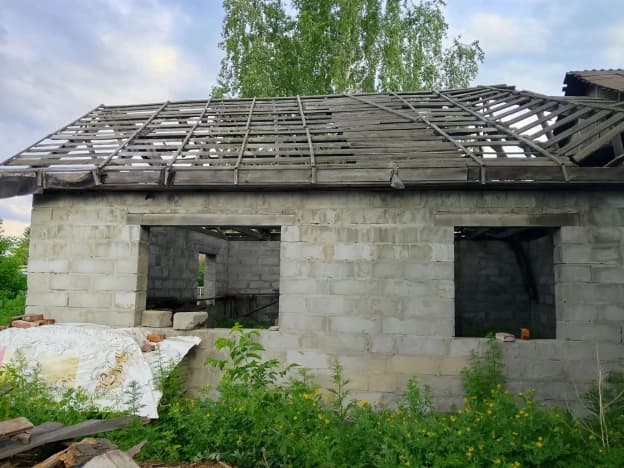 Купить земельный участок в Посёлоке Октябрьском в Мошковском районе на улице Российская , посёлок Октябрьский в Новосибирской области. Вариант № 2215839, 0, площадь - квм, цена 2500000 рублей