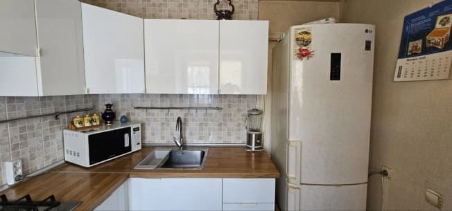 Купить трехкомнатную квартиру у метро Двигатель Революции в Нижнем Новгороде. Вариант № 2011432, 1, площадь - квм, цена 7800000 рублей
