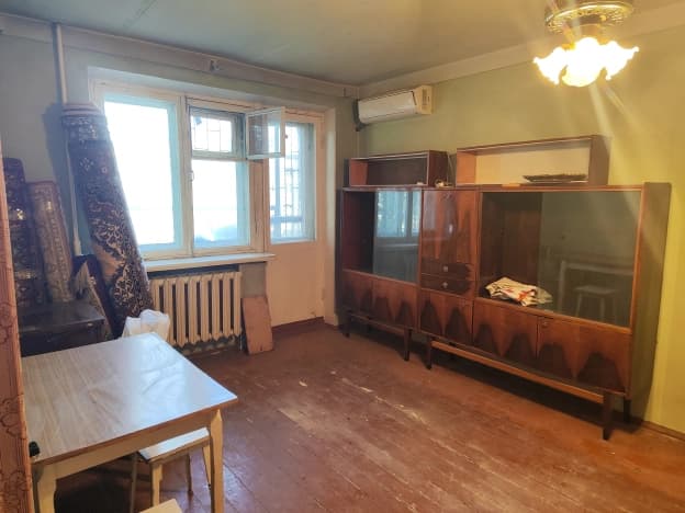 Купить однокомнатную квартиру недорого в Волгограде. Вариант № 2241455, 0, площадь - квм, цена 3800000 рублей