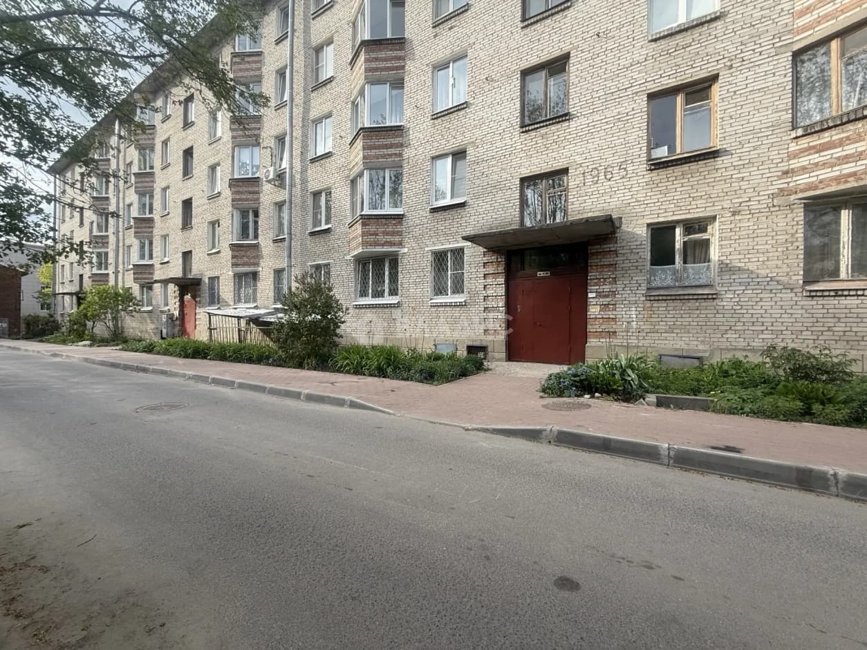 Photo 9