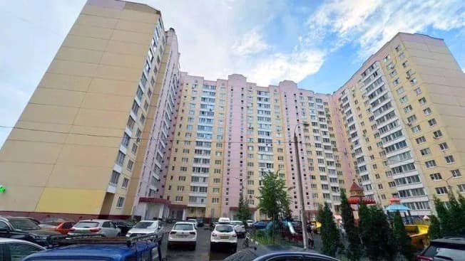Купить квартиру у метро Пролетарская в Москве. Вариант № 2326189, 1, площадь - квм, цена 6700000 рублей