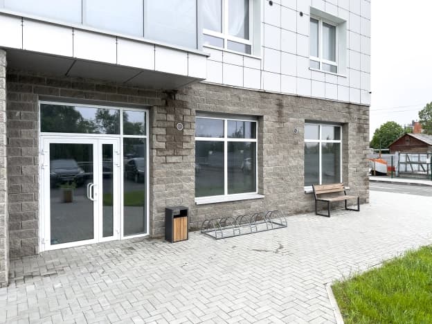 Купить коммерческую недвижимость в Посёлоке Городского Типе Надвоицах в Сегежском Муниципальном Округе на улице 50 лет Октября, посёлок городского типа Надвоицы в Республике Карелия. Вариант № 2229257, 0, площадь - квм, цена 9799999 рублей