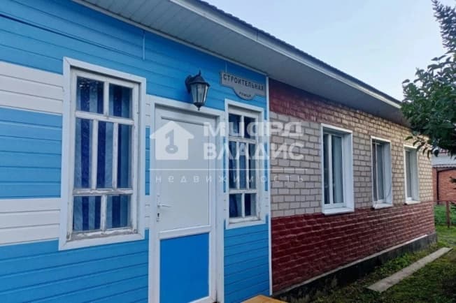 Купить дом в Деревне Окуневе в Муромцевском районе на улице Мира, деревня Окунево в Омской области. Вариант № 2328745, 1, площадь - квм, цена 4600000 рублей