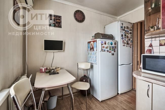 Купить трехкомнатную квартиру на улице Домостроителей в Воронеже. Вариант № 2124906, 1, площадь - квм, цена 5950000 рублей