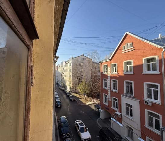 Купить двухкомнатную квартиру в районе Басманный в Москве. Вариант № 2402417, 1, площадь - квм, цена 33500000 рублей