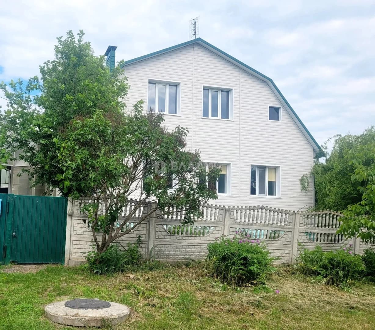 Photo 1