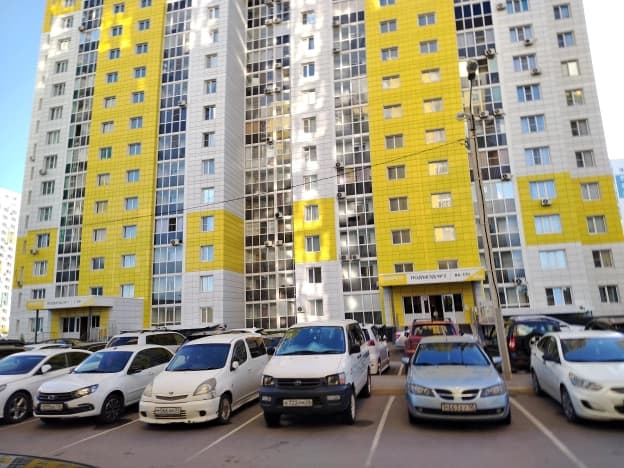 Купить однокомнатную квартиру на вторичке в ЖК Небо в Воронеже. Вариант № 2197284, 1, площадь - квм, цена 4000000 рублей