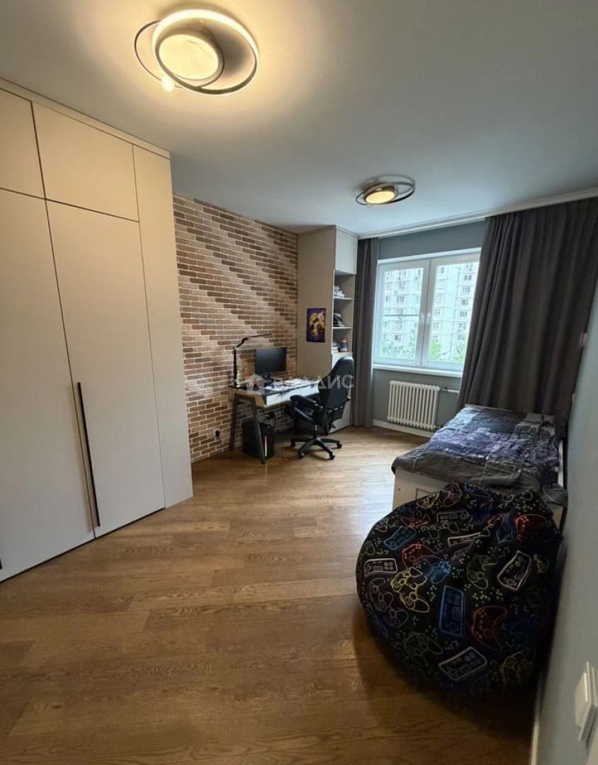 Photo 19