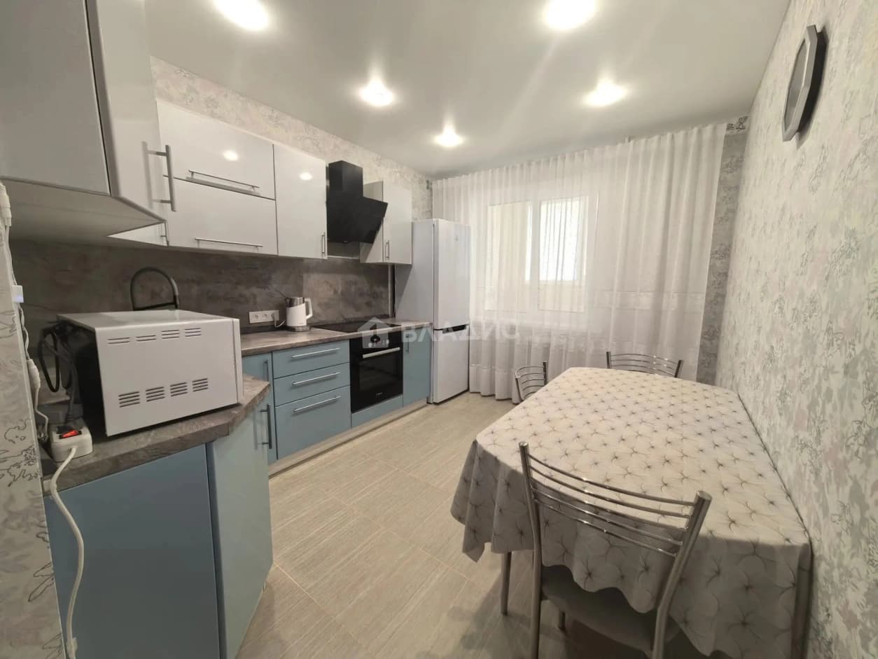 Photo 3