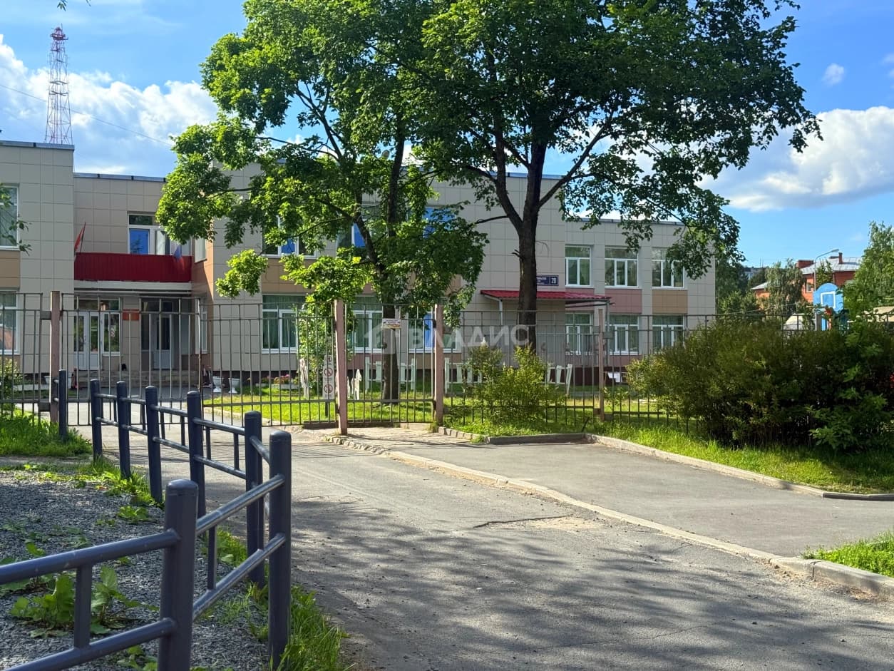 Photo 18