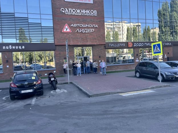 Снять коммерческую недвижимость свободного назначения в Воронежской области. Вариант № 2361326, 1, площадь - квм, цена 216000 рублей