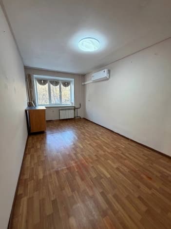 Купить трехкомнатную квартиру на улице Красный проспект в Новосибирске. Вариант № 2136128, 0, площадь - квм, цена 6950000 рублей