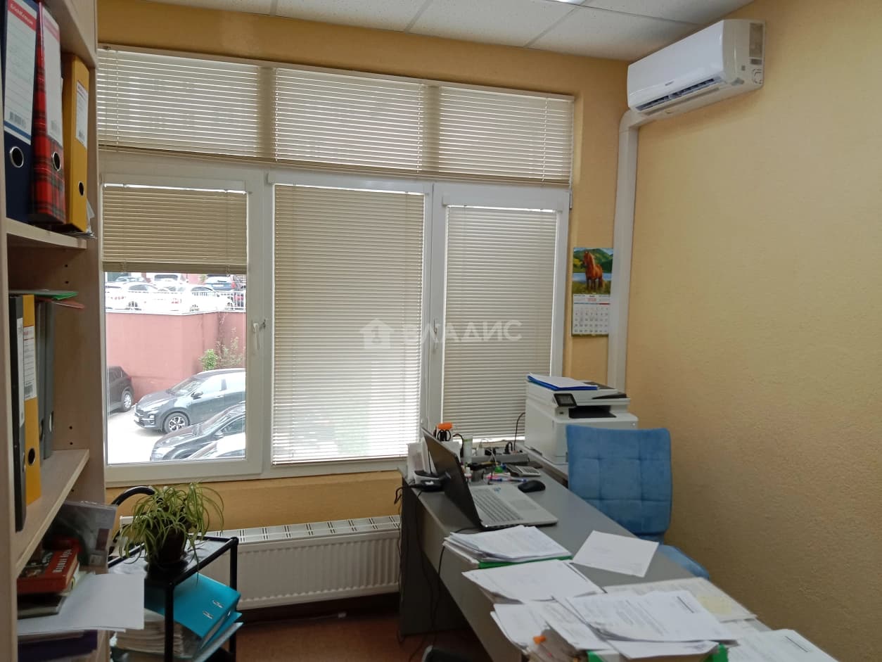 Photo 18