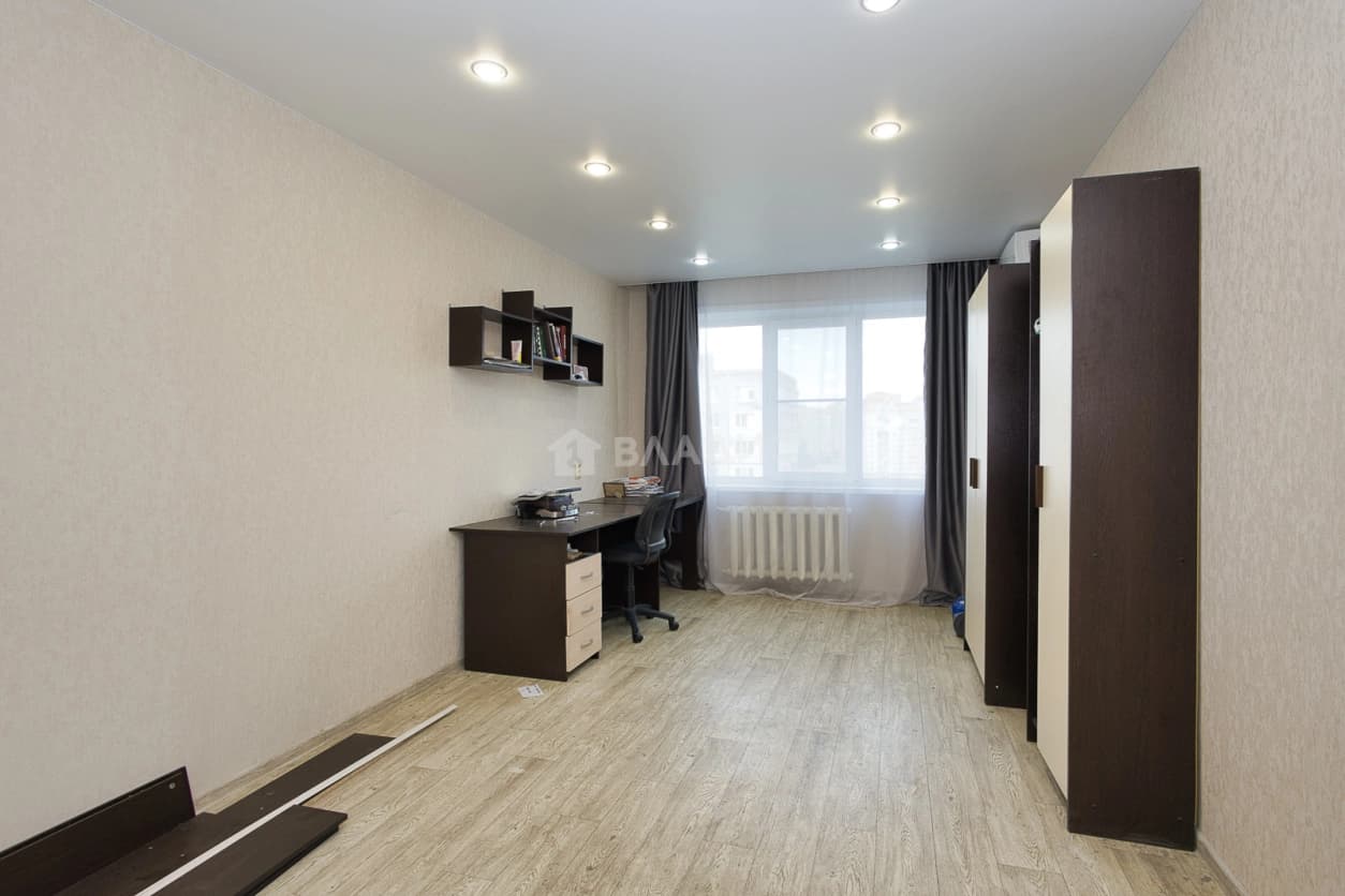 Photo 8