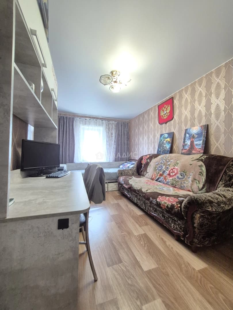 Photo 8