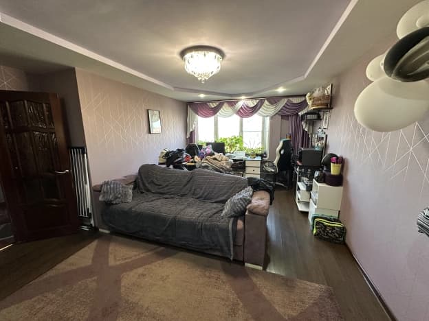 Купить трехкомнатную квартиру с ремонтом на улице Герасима Курина в Москве. Вариант № 2139116, 0, площадь - квм, цена 14799000 рублей