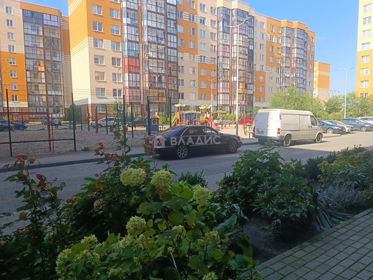 Photo 32