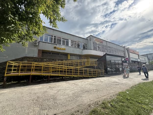 Купить торговые помещения в Новосибирской области. Вариант № 2252530, 0, площадь - квм, цена 57000000 рублей