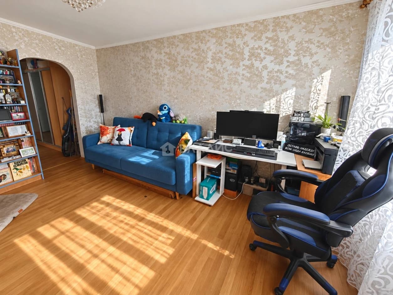 Photo 8