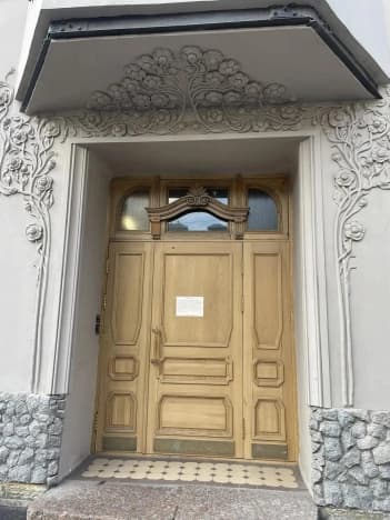Купить трехкомнатную квартиру с ремонтом на улице Малоохтинский проспект в Санкт-Петербурге. Вариант № 2302370, 0, площадь - квм, цена 24500000 рублей