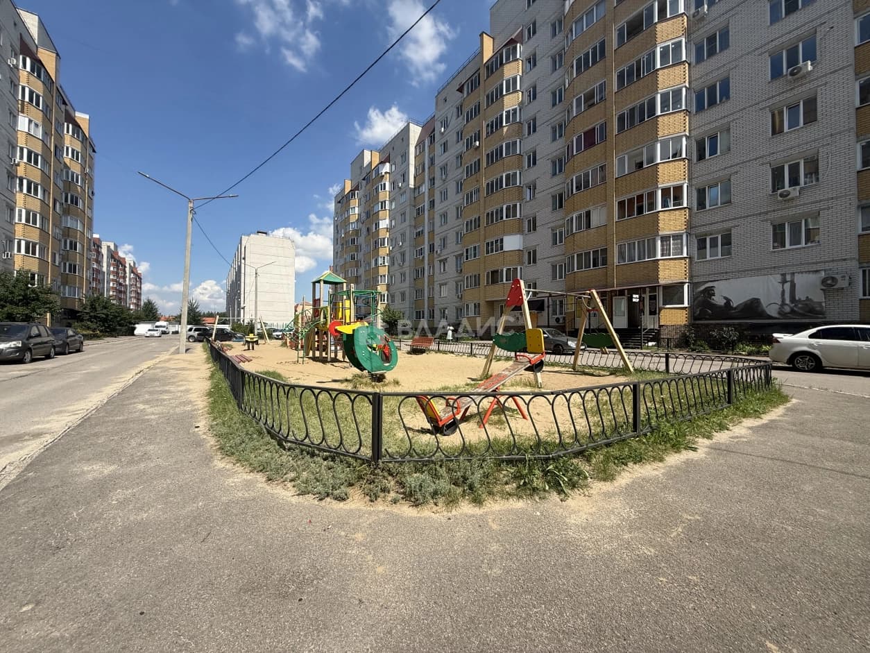 Photo 23