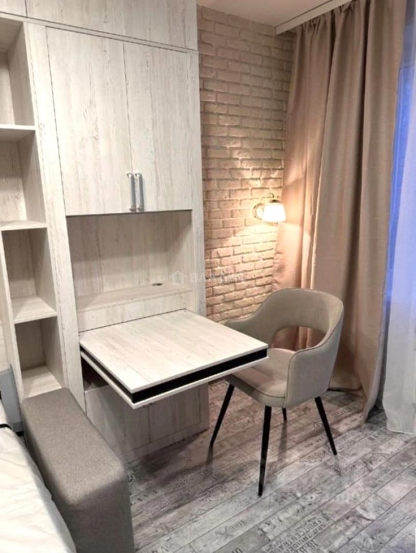 Photo 12