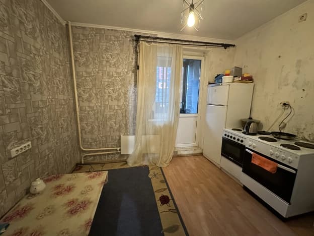 Купить квартиру рядом с метро на вторичке в Москве. Вариант № 2041453, 1, площадь - квм, цена 15299000 рублей