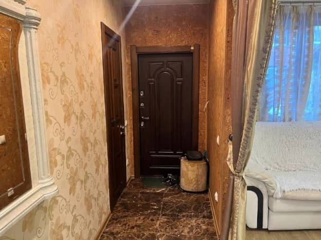 Купить квартиру на вторичке в Микрорайоне 32-й, Ангарск в Ангарске. Вариант № 2052974, 1, площадь - квм, цена 10000000 рублей