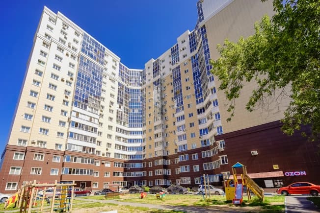 Купить коммерческую недвижимость свободного назначения в Муромцевском районе в Омской области. Вариант № 2285676, 0, площадь - квм, цена 3550000 рублей