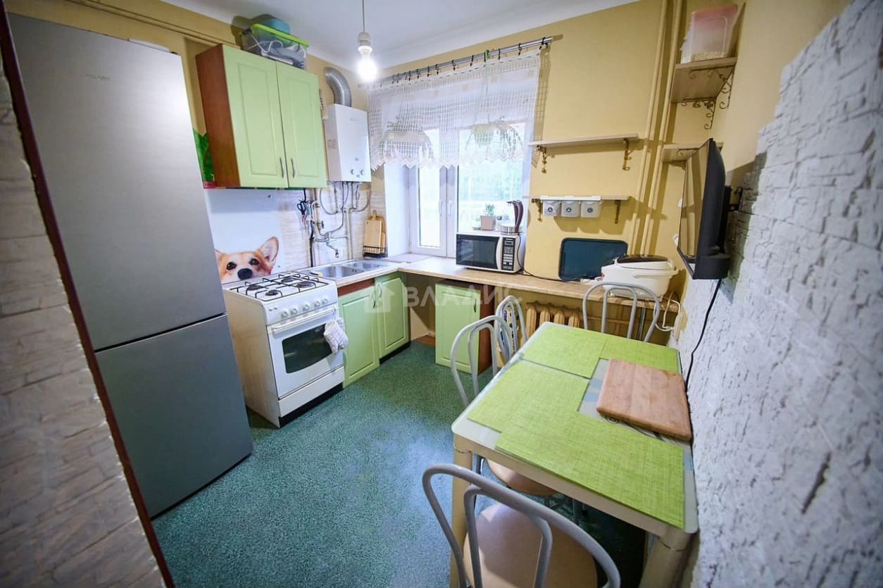 Photo 11
