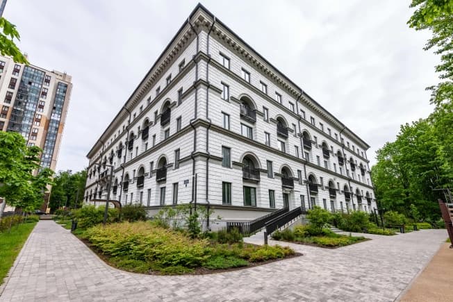 Купить однокомнатную квартиру у метро Ленинский проспект в Санкт-Петербурге. Вариант № 2191757, 0, площадь - квм, цена 17590000 рублей