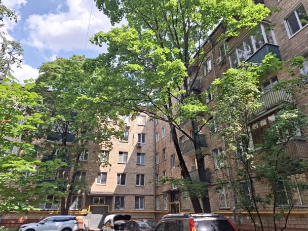 Купить трехкомнатную квартиру до 20 млн в Москве. Вариант № 2183141, 0, площадь - квм, цена 17500000 рублей