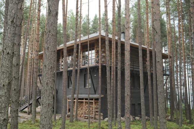 Купить дом в Олонецком районе в Республике Карелия. Вариант № 2249743, 1, площадь - квм, цена 75000000 рублей