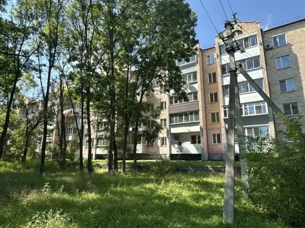 Купить трехкомнатную квартиру до 10 млн в Приморском крае. Вариант № 2331524, 1, площадь - квм, цена 8800000 рублей