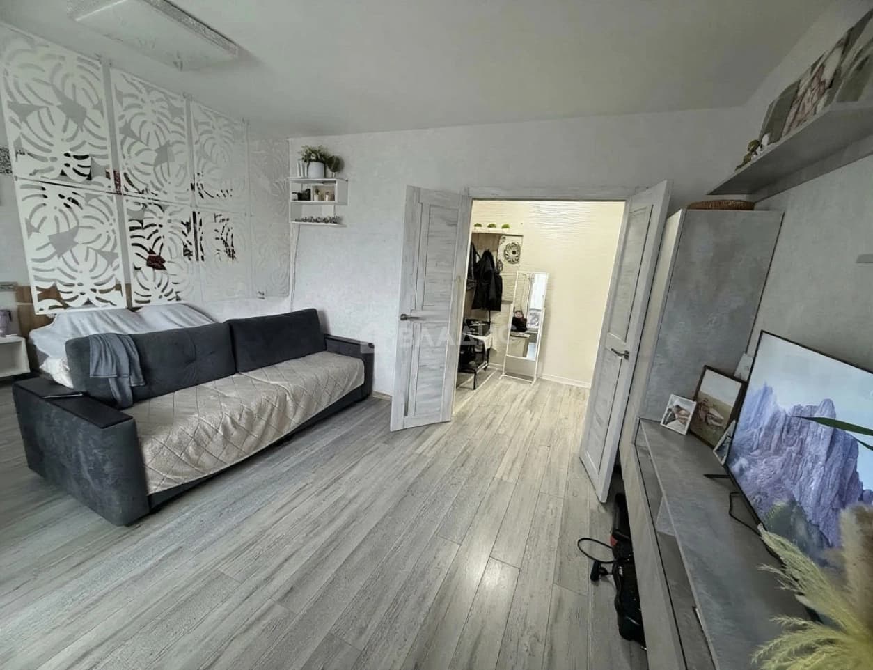 Photo 6