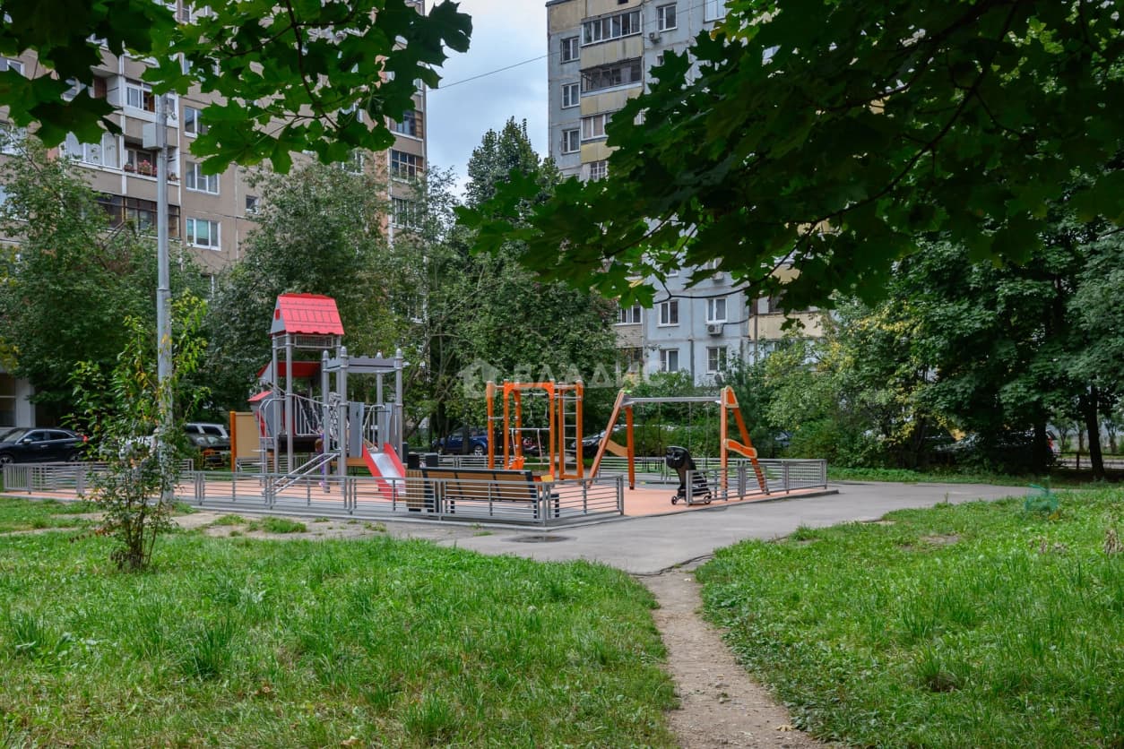 Photo 48