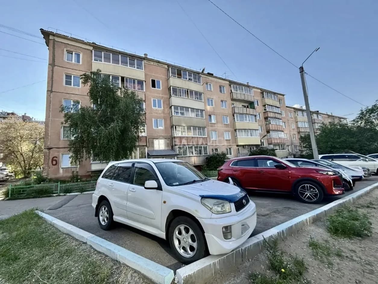 Photo 10