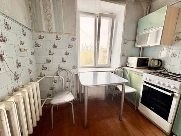 Купить трехкомнатную квартиру в Микрорайоне Солнечный в Иркутске. Вариант № 2153902, 1, площадь - квм, цена 5250000 рублей