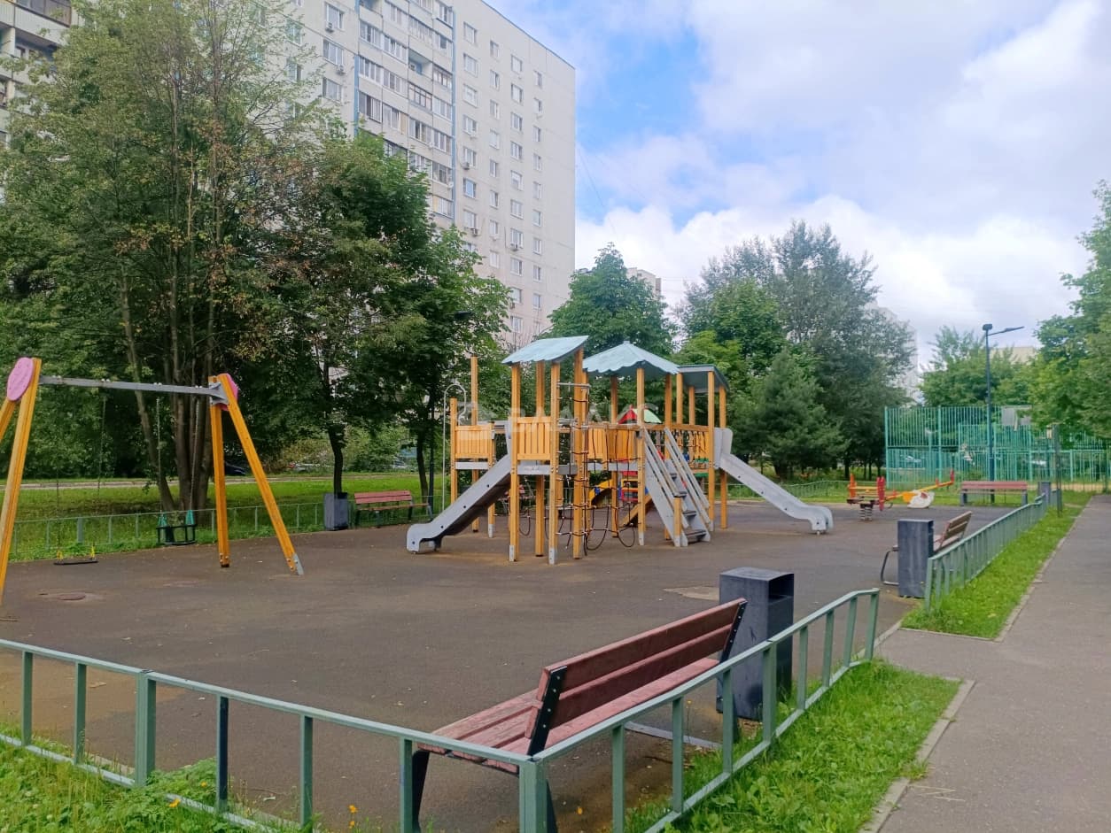 Photo 18