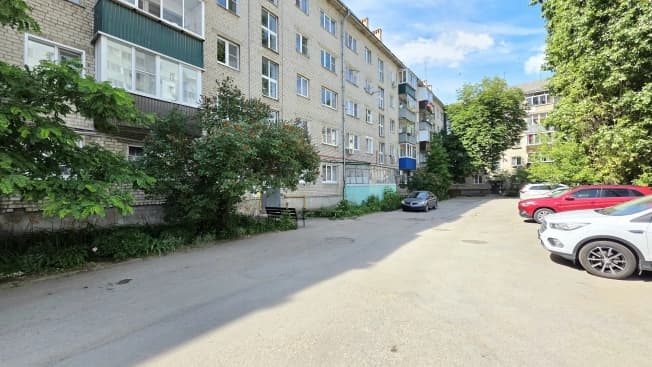 Купить двухкомнатную квартиру до 2,5 млн в Липецкой области. Вариант № 2234896, 1, площадь - квм, цена 3500000 рублей