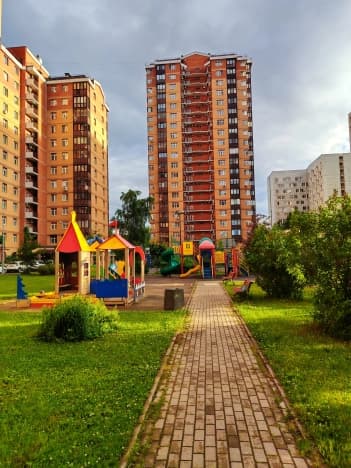Купить квартиру рядом с метро в районе Обручевский в Москве. Вариант № 1323226, 1, площадь - квм, цена 51900000 рублей