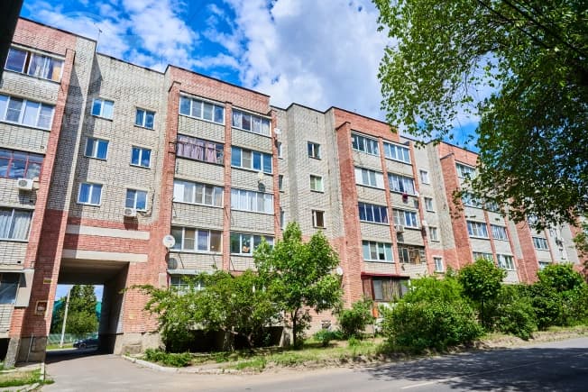 Купить трехкомнатную квартиру с ремонтом на вторичке на улице Хользунова в Воронеже. Вариант № 1597708, 0, площадь - квм, цена 6100000 рублей