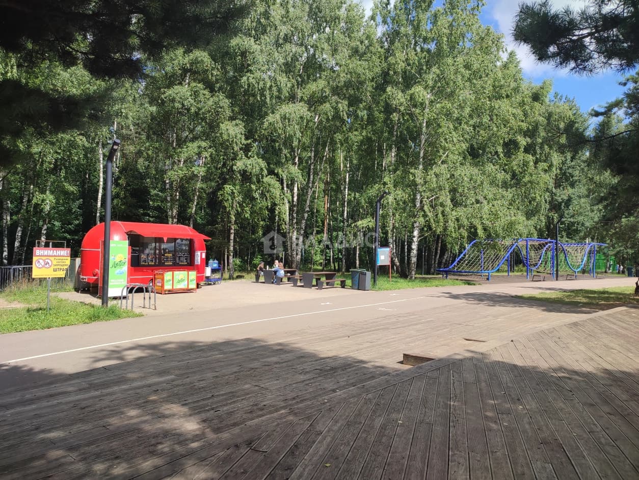 Photo 33
