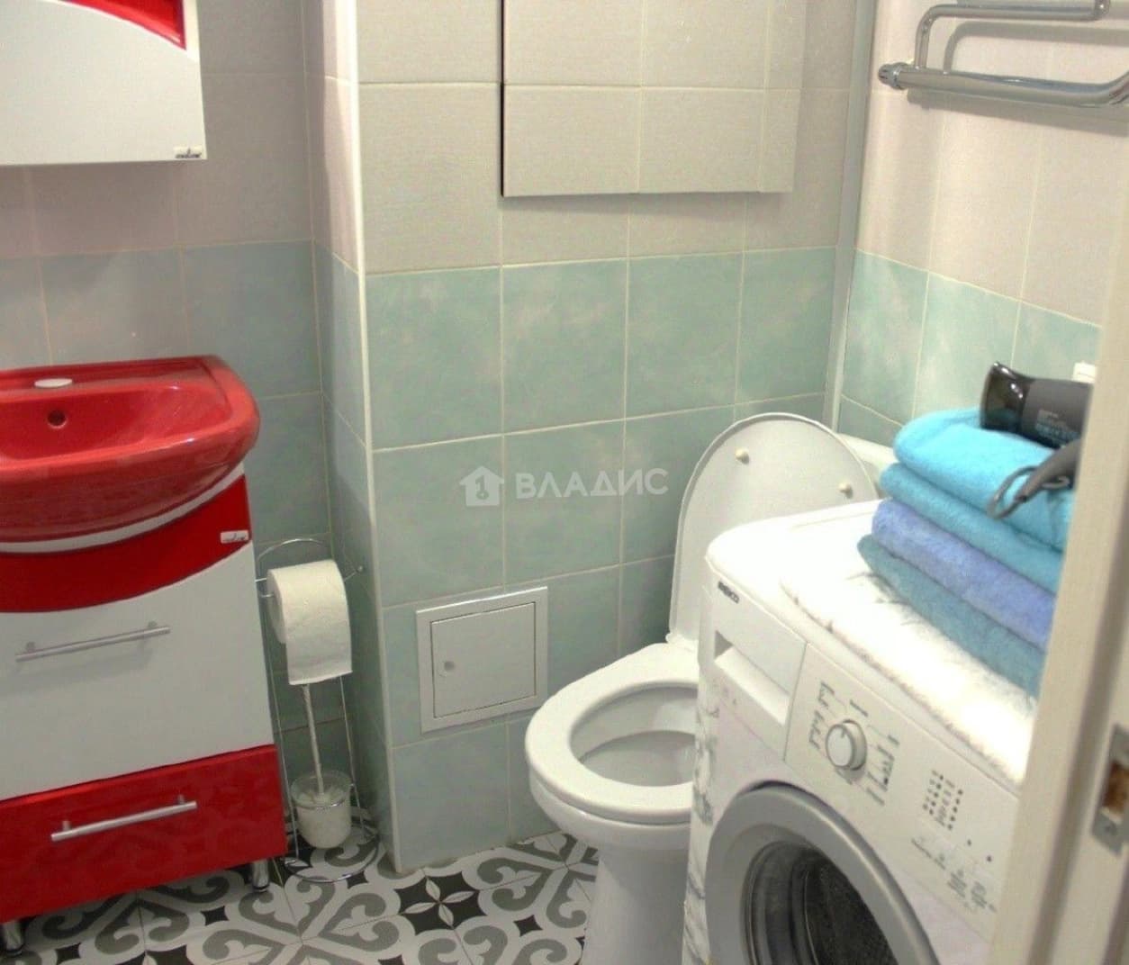 Photo 11